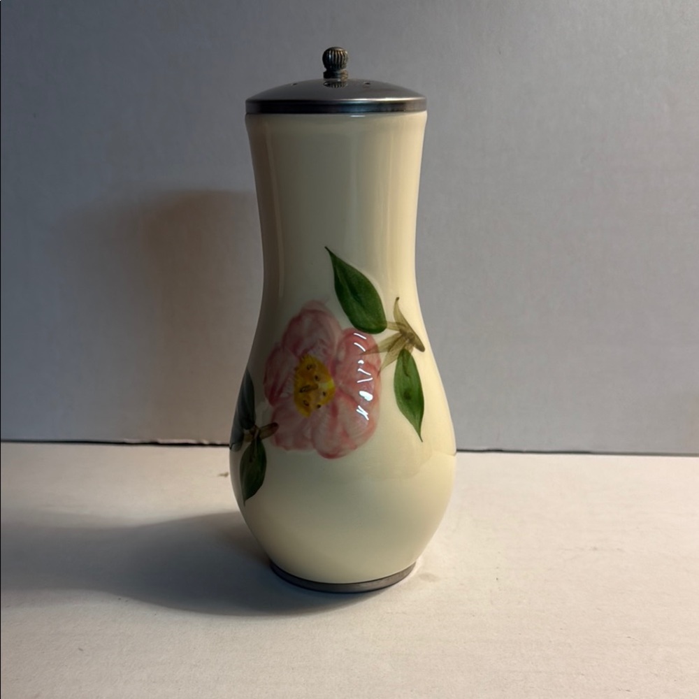Cream and Pink Floral Serveware for Dining